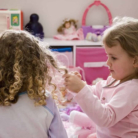 Its so easy for children to pass head lice from one to the other - Lice Lather gives you a fast safe easy way to get rid of these nasty critters in just a few minutes. Developed for families just like yours and mine - smells great and is great value too.